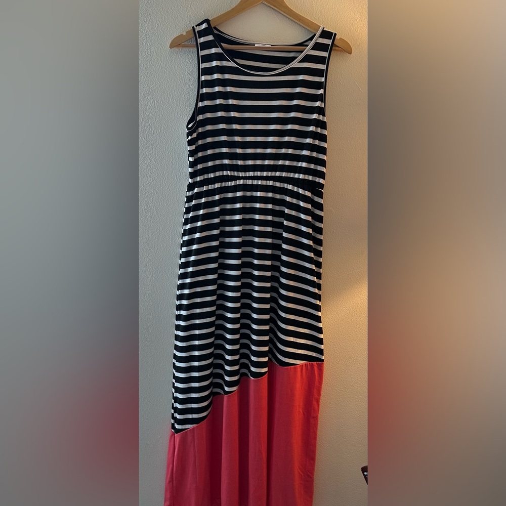 Striped Black and White Dress with Red Hem - Picture 3 of 8